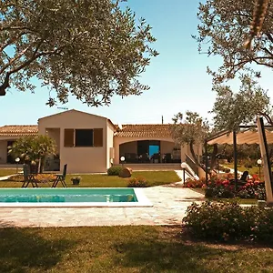 https://rosso-di-sera.hotelsalgherosardinia.com