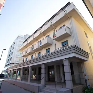 hotel-cevoli.emilia-romagnahotels.net/